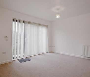 Rosie Close, Padiham - Photo 1