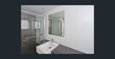 2/160 Herston Road, Herston, Qld 4006 - Photo 5