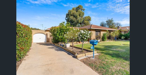Family-Friendly 4-Bedroom Home in Prime Estella Location - Photo 1