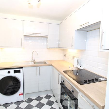 Auckland Road, London, SE19 - Photo 3