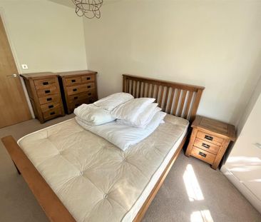 Bournemouth Charminster Avenue Charminster, BH9, Dorset - Photo 2