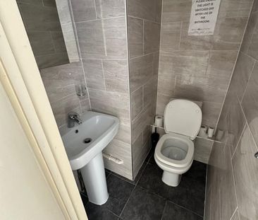 Room in a Shared House, Kimberley Avenue, SE15 - Photo 4