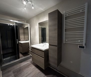 Location Appartement 2 pièces 81m² LE CREUSOT 71200 - Photo 5