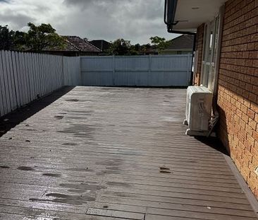 Spacious Family House - Photo 4