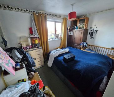 Stanley Mead - Photo 5