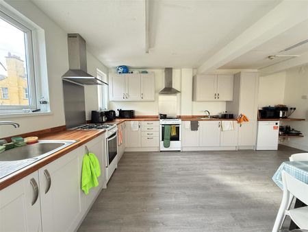 Cynlas Deiniol Road - Photo 2