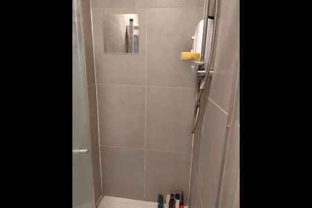 Studio Flat, Selborne Gardens, NW4 - Photo 5