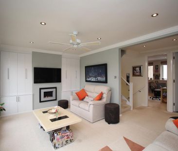 3 bedroom townhouse to rent - Photo 2