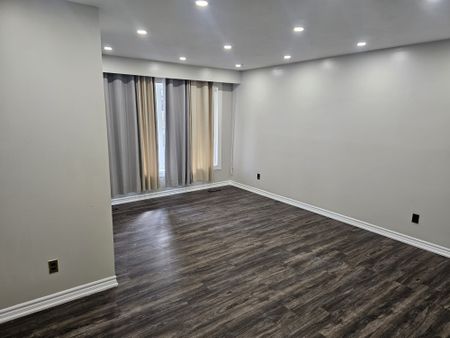 For Lease - 66 Caledon Crescent Unit# Upper, Brampton, Ontario - Photo 5