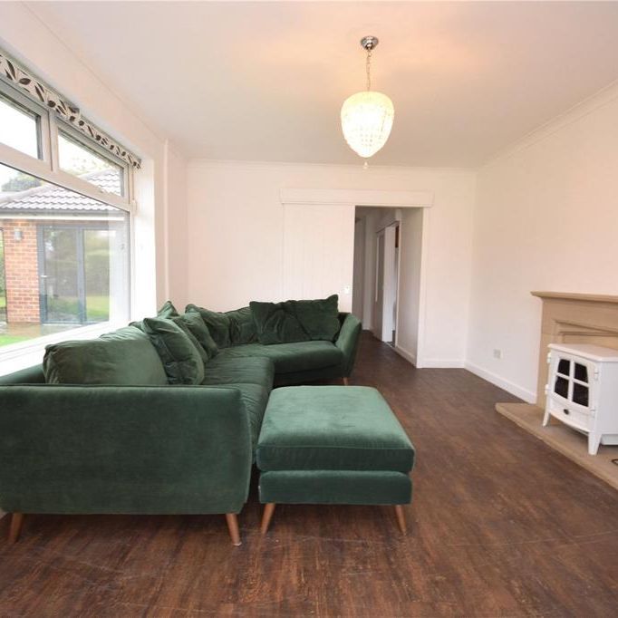 2 bedroom bungalow to rent - Photo 1