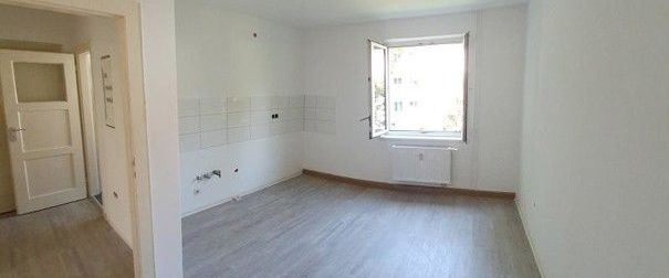 Großartige 2 Zimmerwohnung zum glücklich sein gesucht? - Foto 1