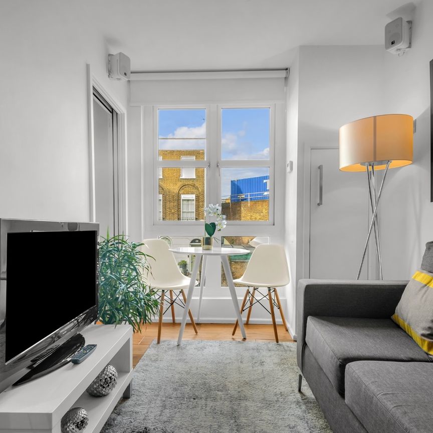 1 Bed Flat, London, NW1 - Photo 1