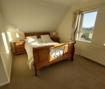 12 Station Square, Helens Bay, Bangor, BT19 1TN - Photo 4