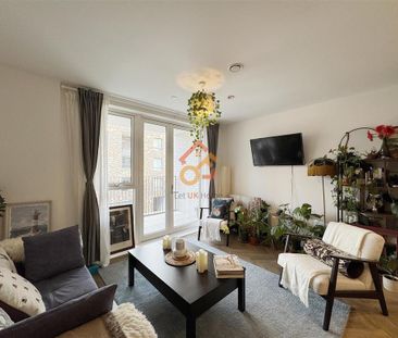 3 bedroom flat to rent - Photo 1
