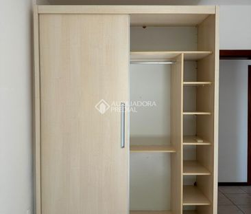 Apartamento com 3 quartos e 94m² para alugar em Córrego Grande, Flo... - Foto 2