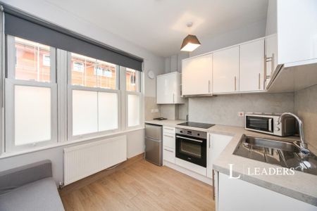 Studio to rent - Photo 4