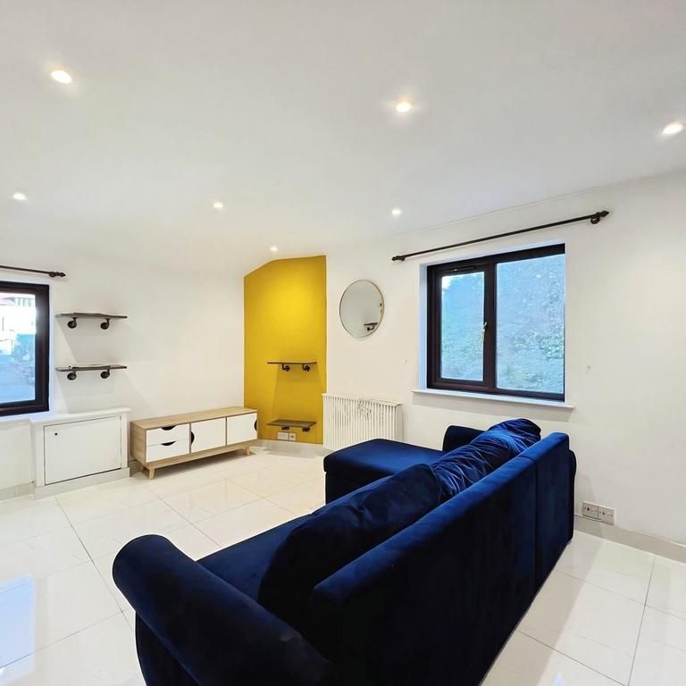 2 bedroom duplex to rent - Photo 1