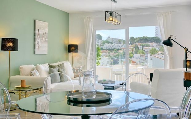 2-Bedroom Apartment in the heart of Nueva Andalucia - Photo 1