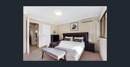 Split Level Townhouse in Private Setting - Photo 5