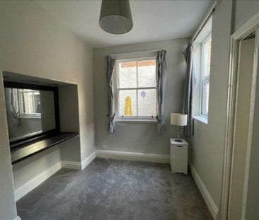 3 bedroom apartment to rent - Photo 6