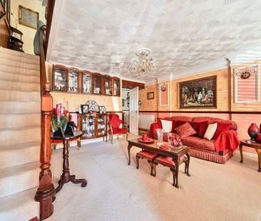 4 bedroom semi-detached house to rent - Photo 1