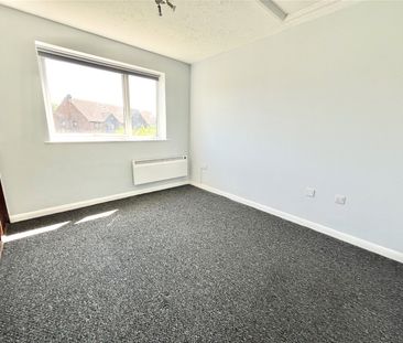 Weaverdale, Shoeburyness, Shoeburyness, Essex, SS3 8XL - Photo 3