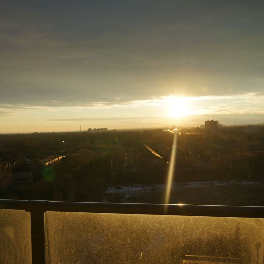 For Lease - 36 Park Lawn Road Unit# 1104, Toronto, Ontario - Photo 1