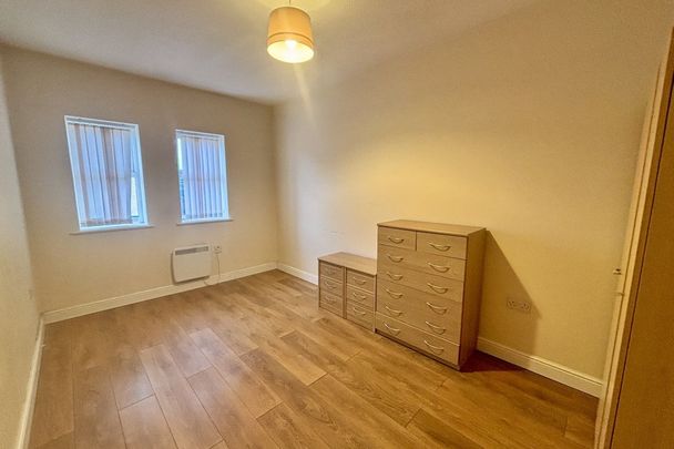 Sandiford Square - Photo 1