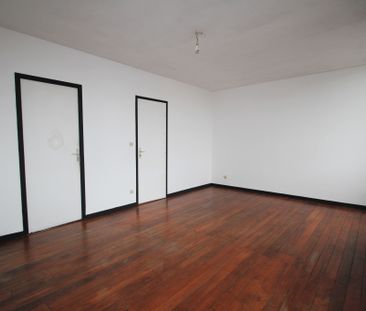 Location Appartement 4 pièces 70m² DECIZE 58300 - Photo 2