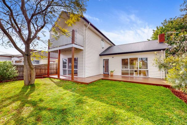 1/15 Latham Street, Bentleigh East - Photo 1