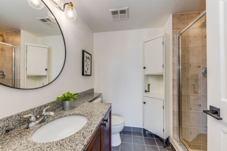 For Lease - 5 Michael Power Place Unit# 1602, Toronto, Ontario - Photo 5