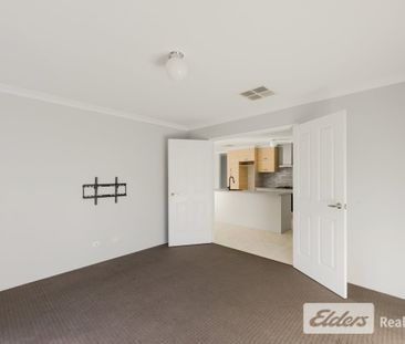 Immaculately Presented 4 x 2 with Ducted Air Conditioning - Photo 2