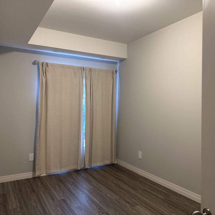 For Lease - 10 SOUTH CREEK Drive Unit# 14, Kitchener, Ontario - Photo 1