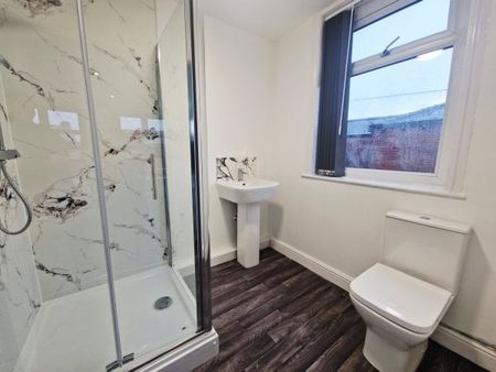 Preston Old Road, BB2 - Photo 3