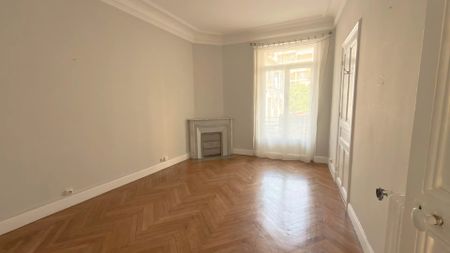 Location Appartement 3 pièces 65m² NICE 06000 - Photo 2