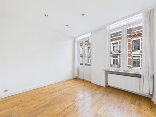 Appartement te huur - Photo 1