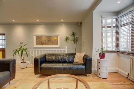 2 bedroom terraced house to rent - Photo 5