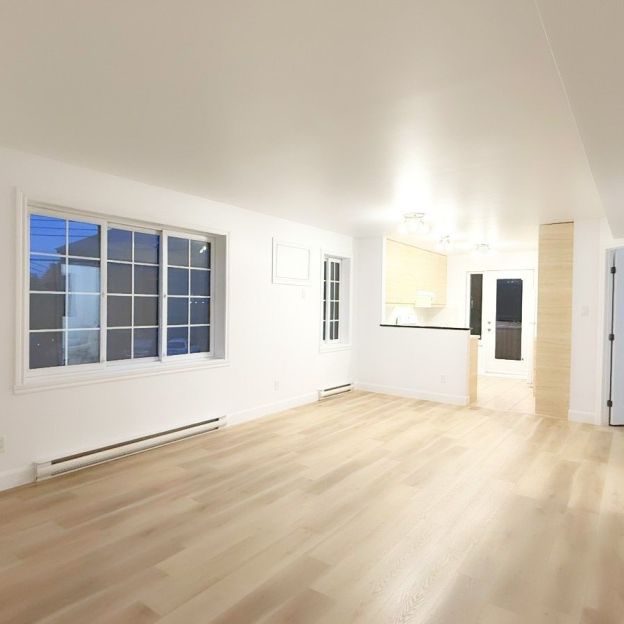 Appartement à louer - Laval (Chomedey) (Autres) - Photo 1