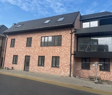 Appartement te huur - Photo 1