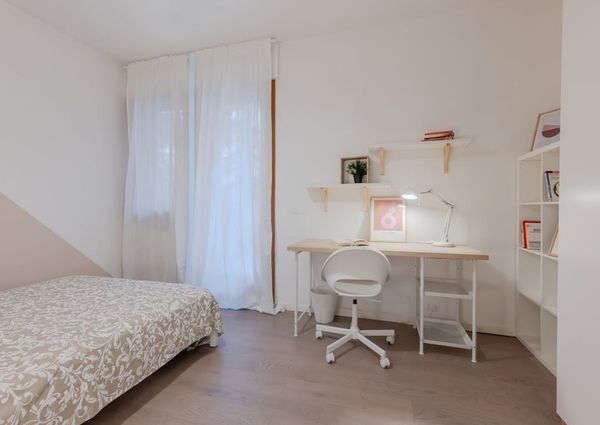 Via Roberto Marin, Padova, Veneto 35122