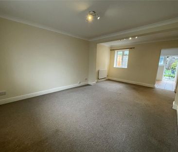 3 bedroom terraced house to rent - Photo 6