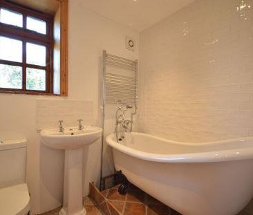 3 bedroom barn conversion to rent - Photo 6