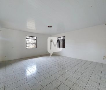 Location Maison 4 pièces 134m² MATOURY 97351 - Photo 1