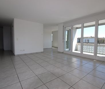 Helle 4.5-Zimmer-Wohnung mit Balkon und schöner Aussicht in Biel/Bi... - Foto 1