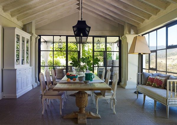 Luxury Villa for rent in Benahavís, Spain