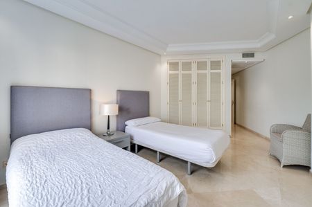 Penthouse Duplex in Puerto Banús - Photo 5