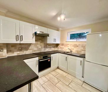 Albert Street, Fleet, Hampshire, GU51 - Photo 4