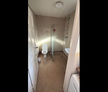 Room in a Shared House, Harborne Lane, B17 - Photo 3