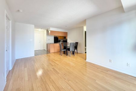 For Lease - 3880 Duke of York Boulevard Unit# 1918, Mississauga, Ontario - Photo 3