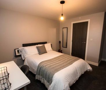 4 bedroom apartment to rent - Photo 1